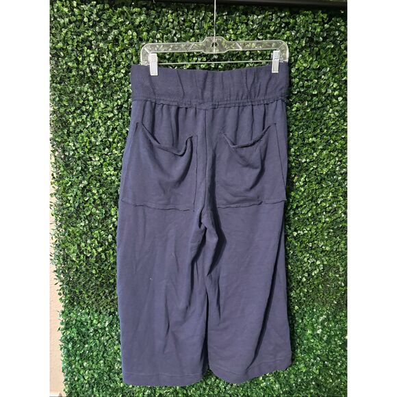 Free People Beach Essential Gaucho Pants Navy Blue Mid Rise Cropped Wide Leg Med - Picture 4 of 5